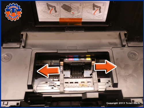 Drucker Papier im Drucker Inneren